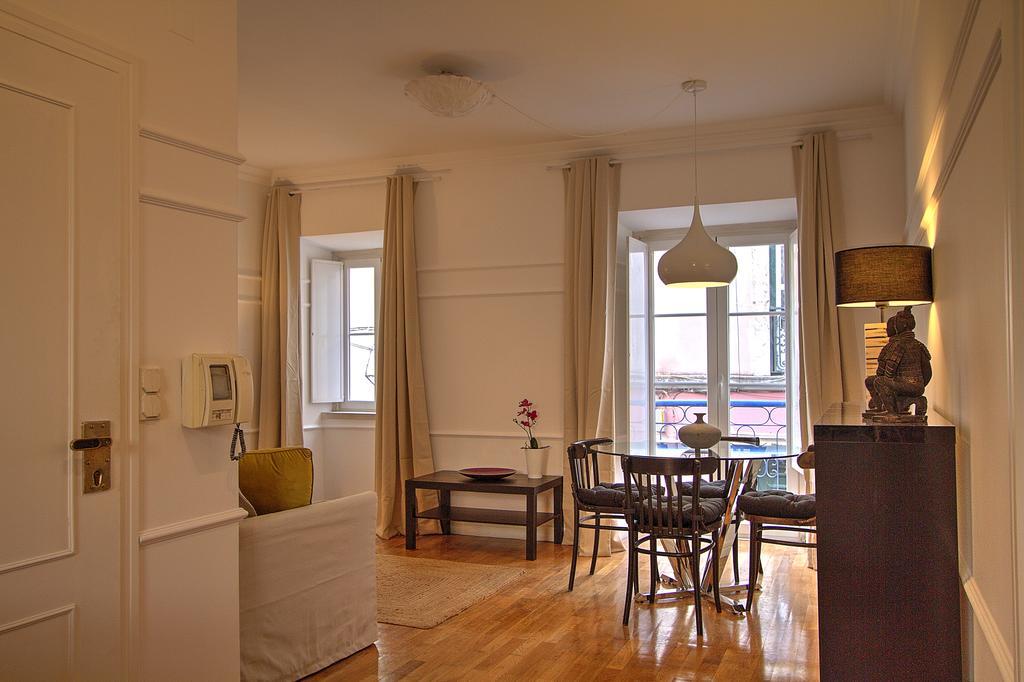 Heart Of Bairro Alto-Live Like A Local Διαμέρισμα Lisboa Εξωτερικό φωτογραφία